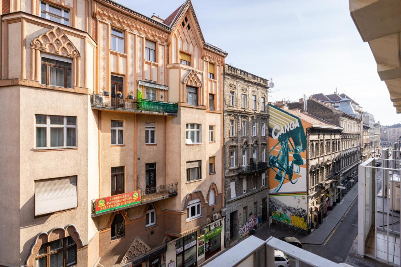 Blue Sky Apartment Budapest Eksteriør billede
